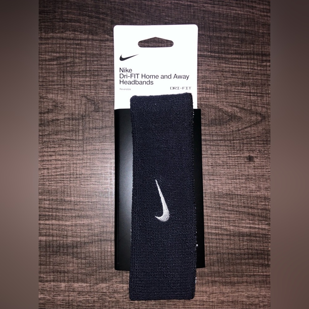 BRAND NEW Nike Dri-Fit Reversable Black/Grey Headband
